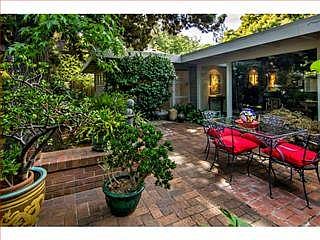 3rd image of 1776 Guinda St