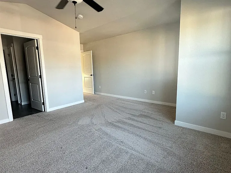 256 E Wayno Way — Photo 11