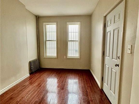 5th image of 527 49th St