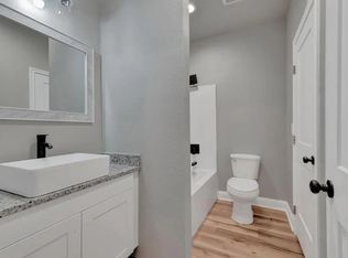 201 Mott Rd #A, Lufkin, TX 75904