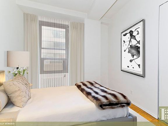 4th image of 160 Front St APT 3G