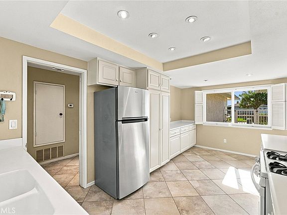 4th image of 3375 Paseo Halcon