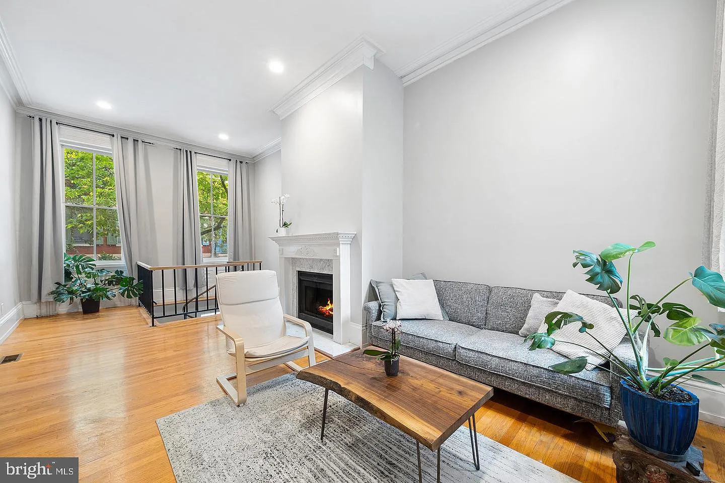 1 bed, 1.0 bath, 837 sqft, $1,725 — Photo 1