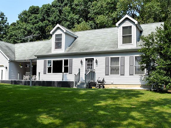 3rd image of 1069 El Camino Grande Dr