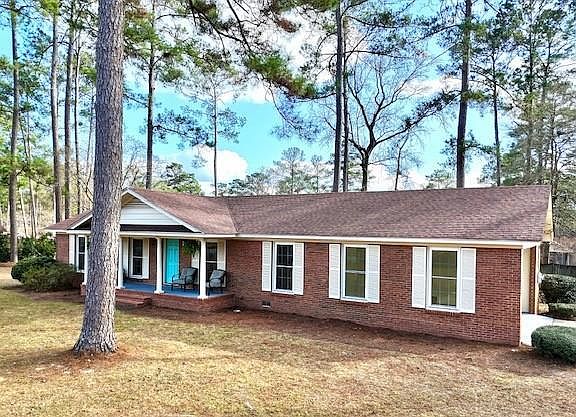 4th image of 1302 Bluebird Ave