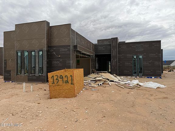 4th image of 13921 Summer View Ave