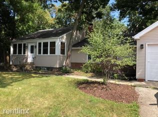 24029 N Lakeside Dr, Lake Zurich, IL 60047