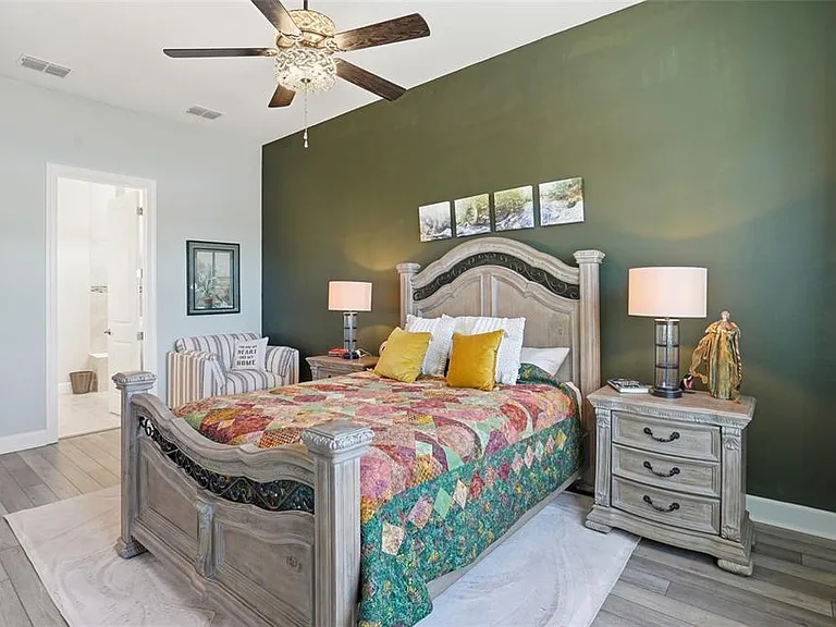 Pebble Ridge Dr — Photo 42