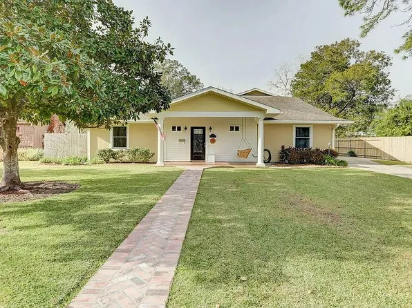 331 Magnolia Ave, New Iberia, LA 70563