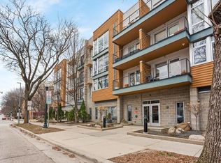15 S Broom St UNIT 404, Madison, WI 53703