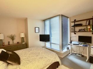 233 Robson St, Vancouver, BC V6B0E8