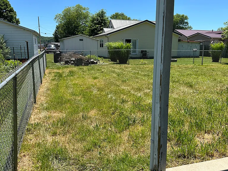 405 Fir St — Photo 6