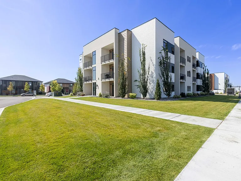 311 E Lorene St #2308 — Photo 1