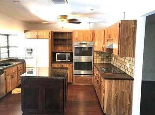 5751 SW 74th Ct, Miami, FL 33143