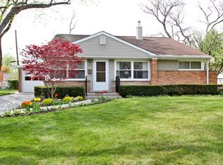 932 Keystone Ave, Northbrook, IL 60062