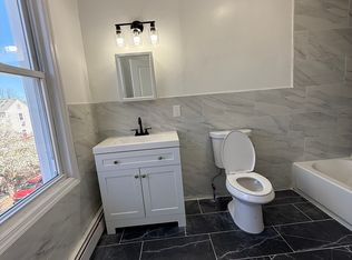 450 S 13th St #3L, Newark, NJ 07103