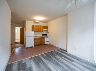 1534 S 4th St #1, Philadelphia, PA
