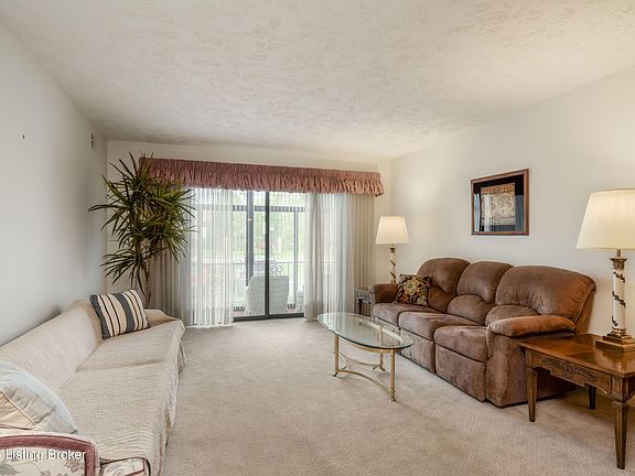 3rd image of 1602 Gardiner Ln APT 120