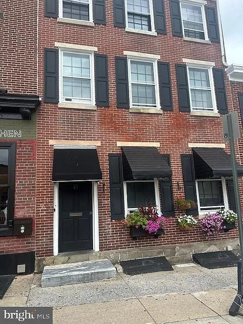 13 N Walnut St #D