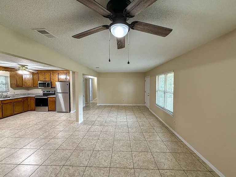 7724 Rustling Pines Dr — Photo 2