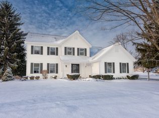 841 Abbey Dr, Glen Ellyn, IL 60137