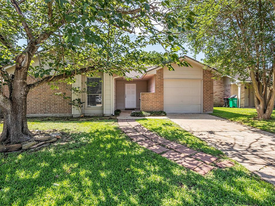 1st image of 23819 Griffin House Ln