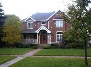 926 S Vine Ave, Park Ridge, IL 60068