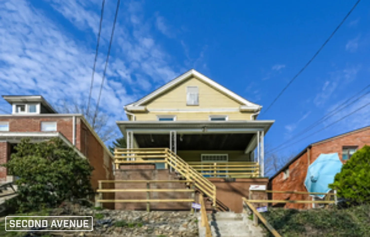 3 bed, 1.5 bath, 1554 sqft, $1,598 — Photo 1