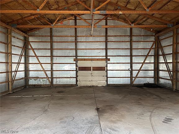 5th image of 8984 Webster Rd