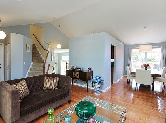 3rd image of 6125 Crossland Blvd