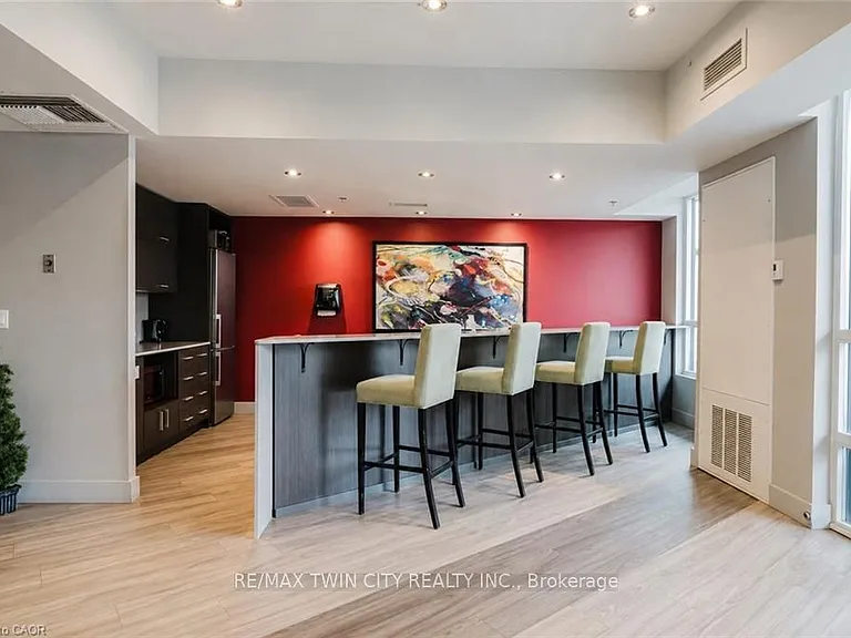 150 Water St N #803 — Photo 24