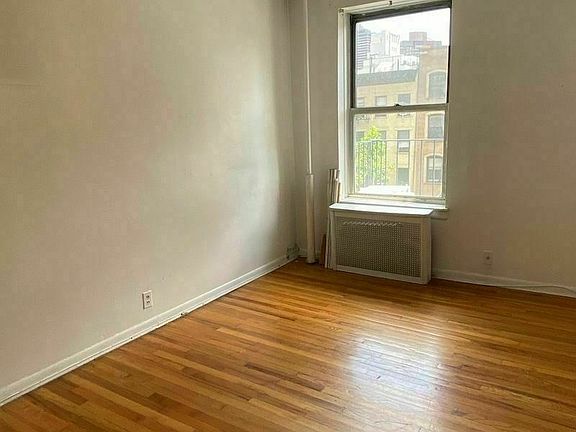 3rd image of 514 3rd Ave #2F