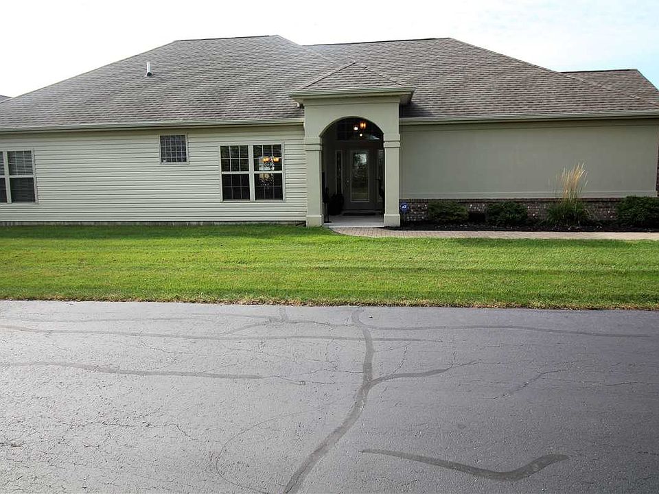 1st image of 127 Hibiscus Dr