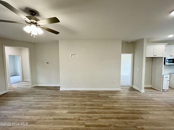 4th image of 721 Polly Watson Road