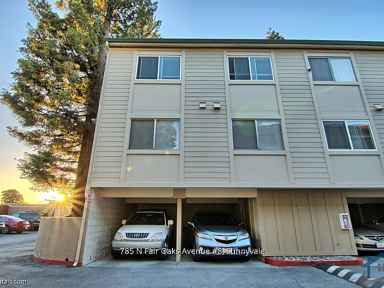 785 N Fair Oaks Ave #8 — Photo 22