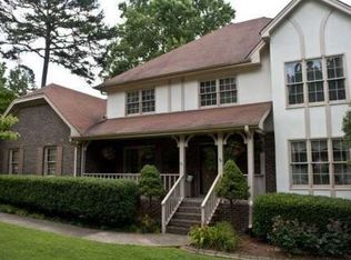 812 Leonard Ct, Lawrenceville, GA 30046