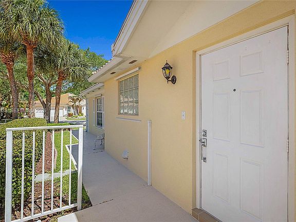 2nd image of 774 SW Balmoral Trce