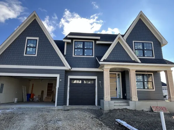 5548 Rolling Hills Pkwy, Victoria, MN 55318