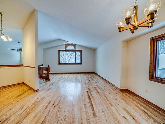 3rd image of 8172 James Ave N