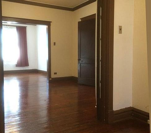 2nd image of 4155 Lafayette Ave APT 1E