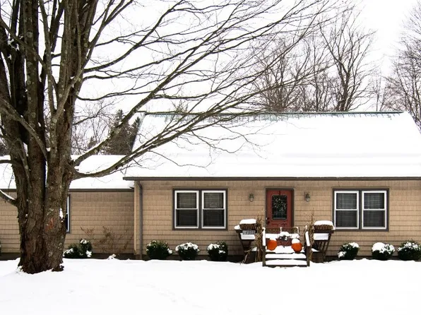 24977 Saegertown St, Saegertown, PA 16433