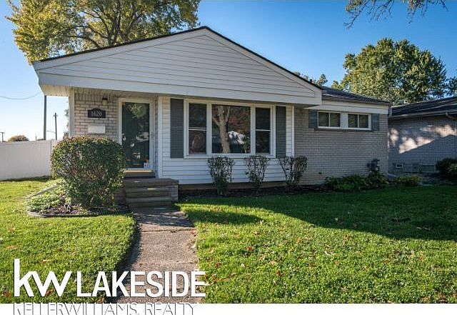 1620 Woodlawn Ave, photo 2