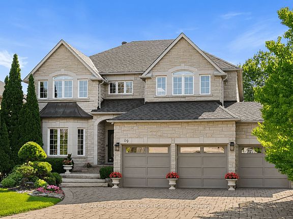 2nd image of 19 Mumberson Ct