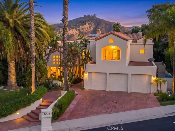 24142 Park Riviera, Calabasas, CA 91302