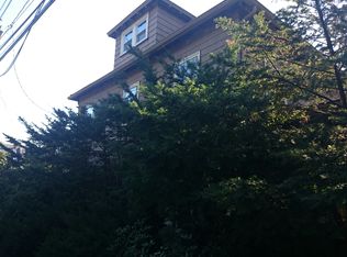 302 Clyde St, Brookline, MA 02467