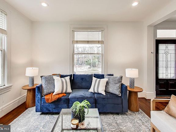 3rd image of 612 Butternut St NW