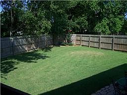 2nd image of 107 Oak Meadow Ct