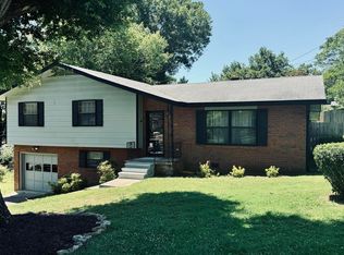 1368 Polaris Dr, Hixson, TN 37343