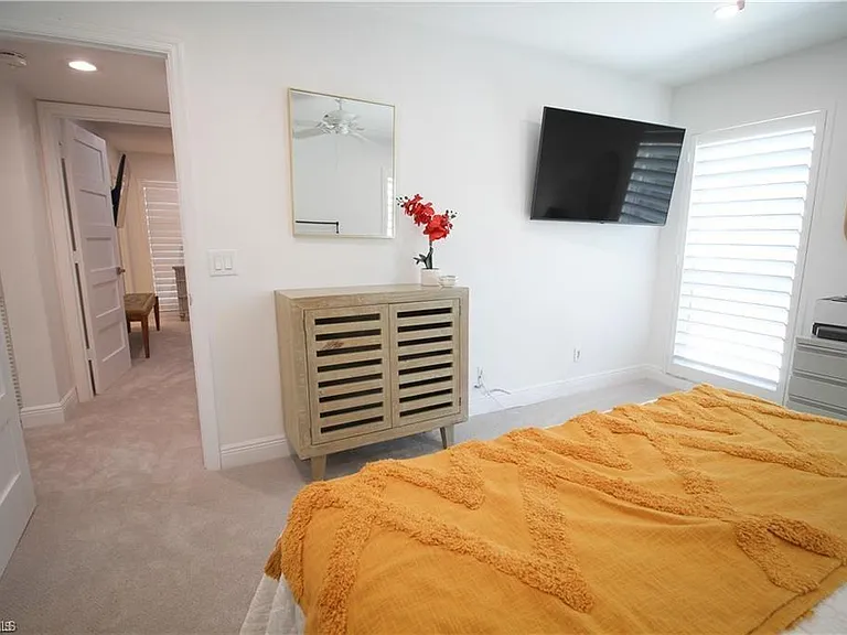 97 Georgetown Blvd #97 — Photo 18