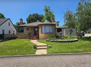 9405 Mackenzie Rd, Saint Louis, MO 63123